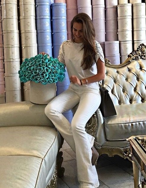 Малышка скучает и ищет мальчиков из Москвы Малышка скучает и ищет мальчиков из Москвы